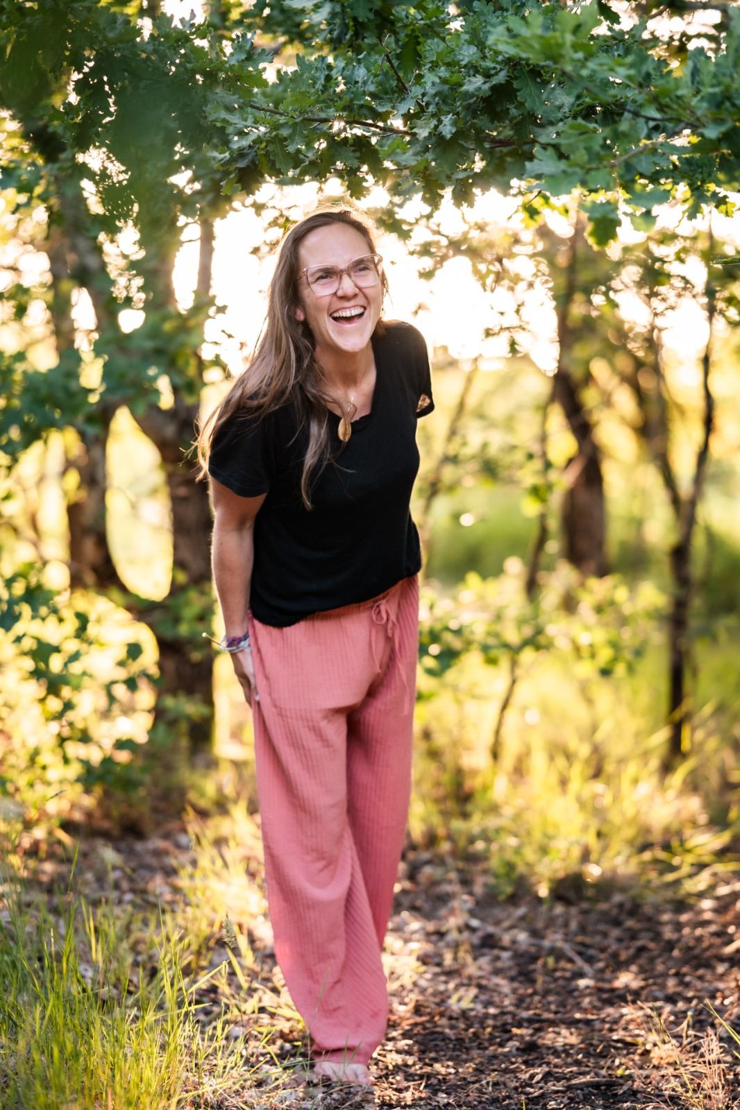 Hannah Stiegler, doula en Dordogne, dans un cadre naturel